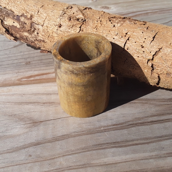 ✨SOLD✨Handmade Gold Epoxy Resin Holder - Picture 13 of 14